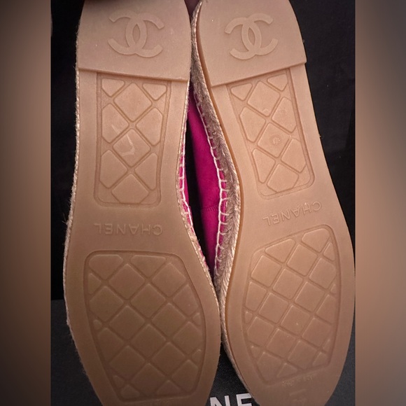 CHANEL LEATHER ESPADRILLES SIZE 40 FUCHSIA AND BLACK LEATHER - Picture 10 of 15